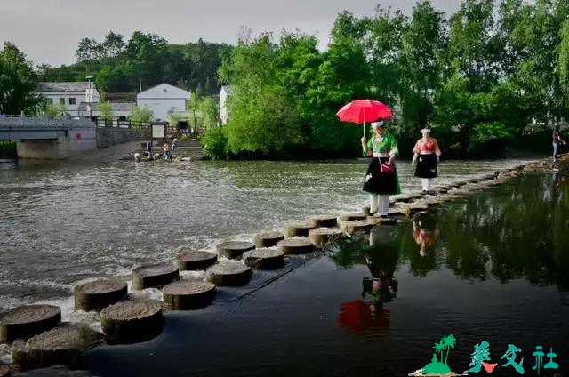 中国最美乡村之一《浪塘》